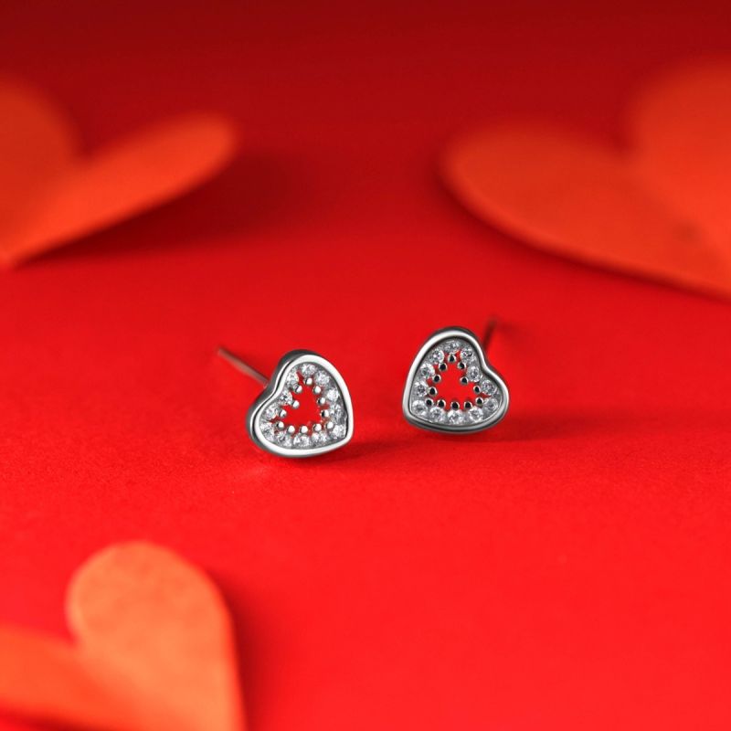 Heartfelt Love Spark Earrings